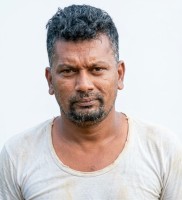 চাঁদা না দেওয়ায় সাংবাদিককে হত্যার হুমকি ও হামলার অভিযোগ